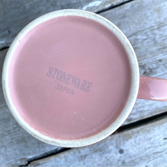 Ranmaru Japan Stoneware Mug Pamona Peach 14oz Pink Gray Embossed Rings - Picture 3 of 6